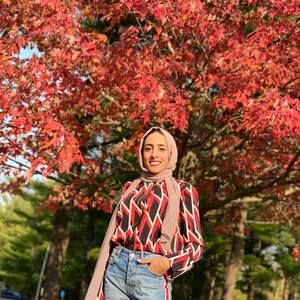 Meet your Posher, Alyaa